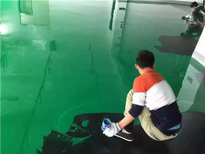 龙里下面给你一份环氧地坪漆施工的完整流程